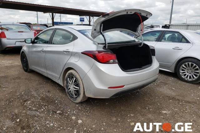 Hyundai Elantra 2016 — photo 2