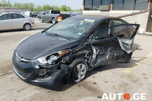 Hyundai Elantra 2016 — photo 2