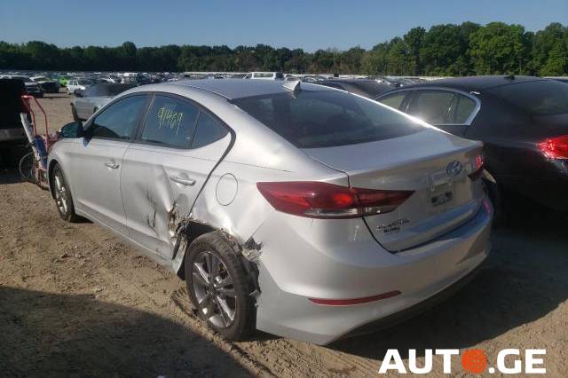 Hyundai Elantra 2018 — photo 2