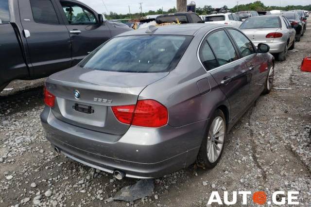 BMW 335 2011 — photo 2