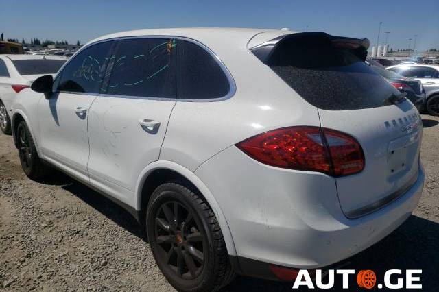 Porsche Cayenne 2013 — photo 2