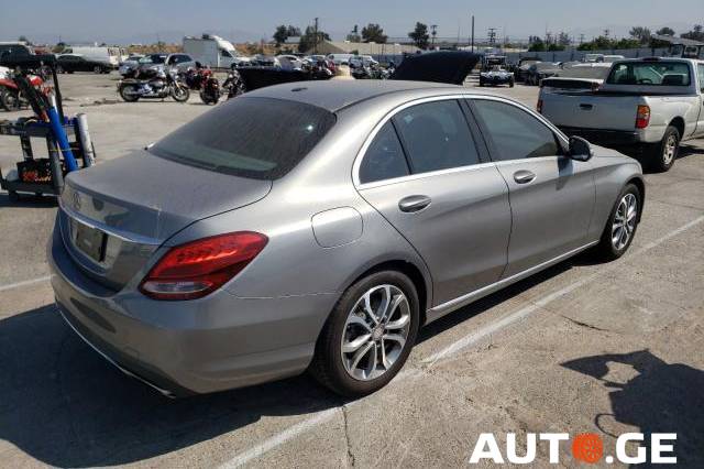 Mercedes-Benz C-300-Merc 2015 — photo 2