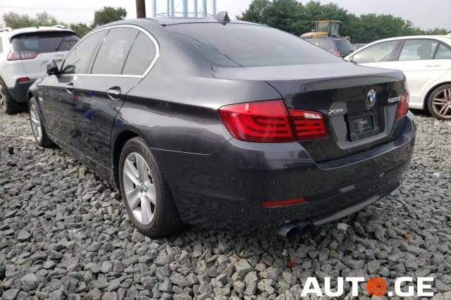 BMW 528 2013 — photo 2