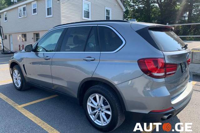 BMW X5 2015 — photo 2