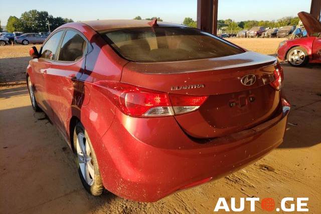 Hyundai Elantra 2013 — photo 2