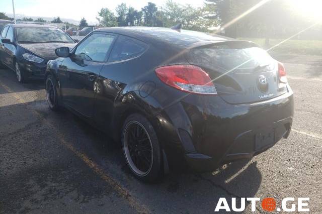 Hyundai Veloster 2013 — photo 2