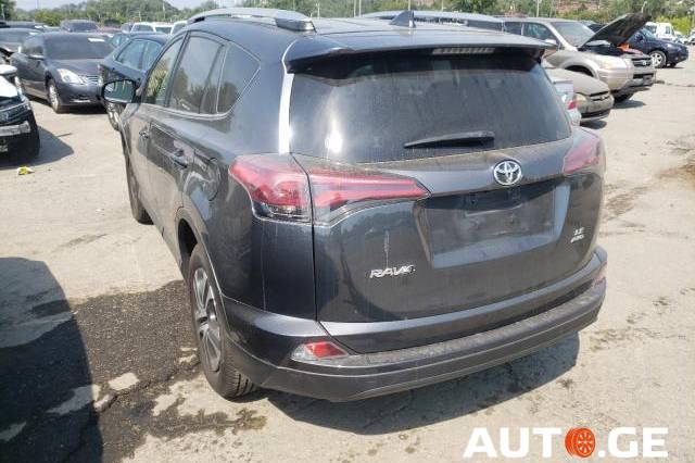 Toyota RAV4 2016 — photo 2