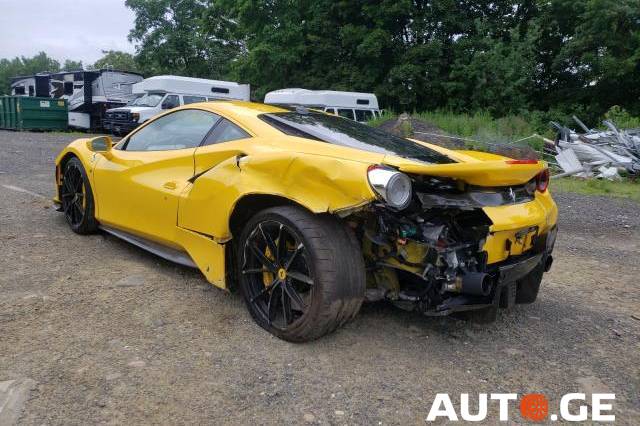 Ferrari 458 2020 — photo 2