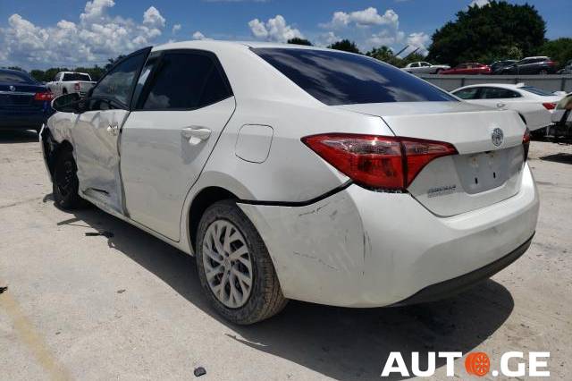 Toyota Corolla 2019 — photo 2