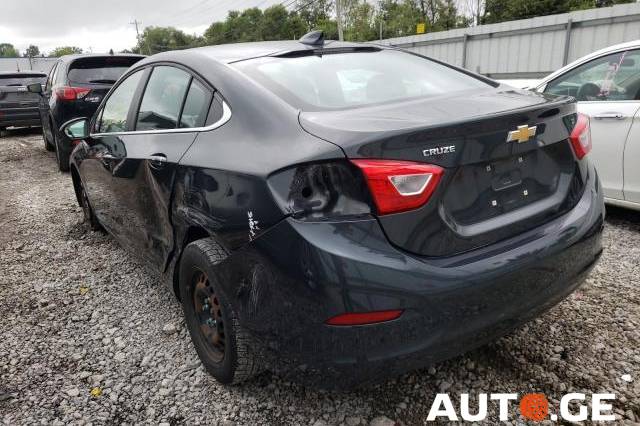 Chevrolet Cruze 2018 — photo 2