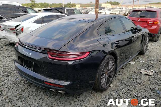 Porsche Panamera 2018 — photo 2