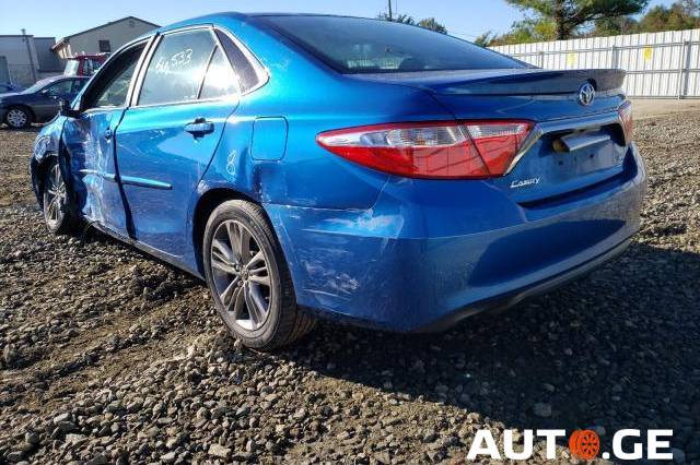 Toyota Camry 2017 — photo 2