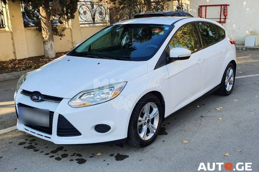 Ford Focus 2014 — photo 2