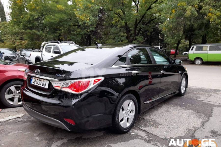 Hyundai Sonata 2012 — photo 2