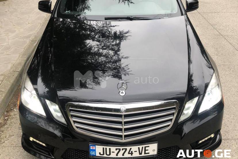 Mercedes-Benz E-350C 2011 — photo 2