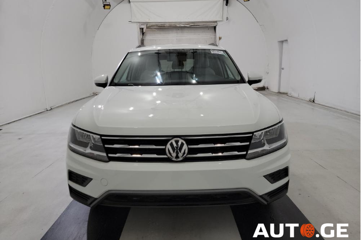 Volkswagen Tiguan 2020 — photo 2