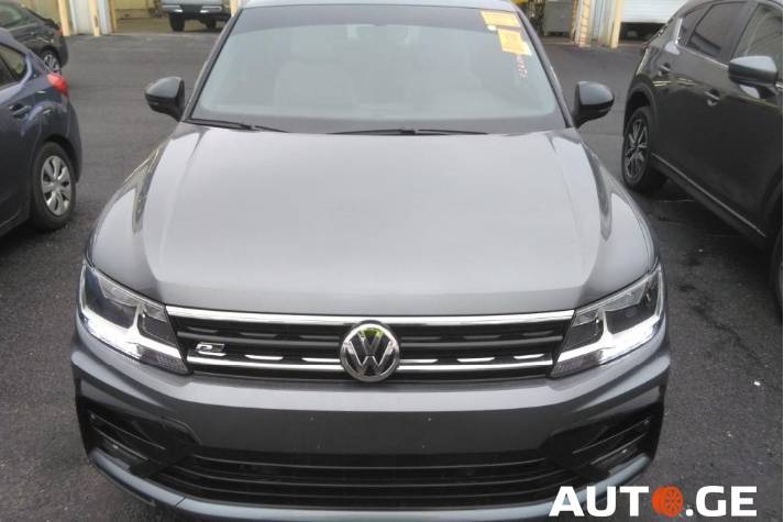 Volkswagen Tiguan 2020 — photo 2