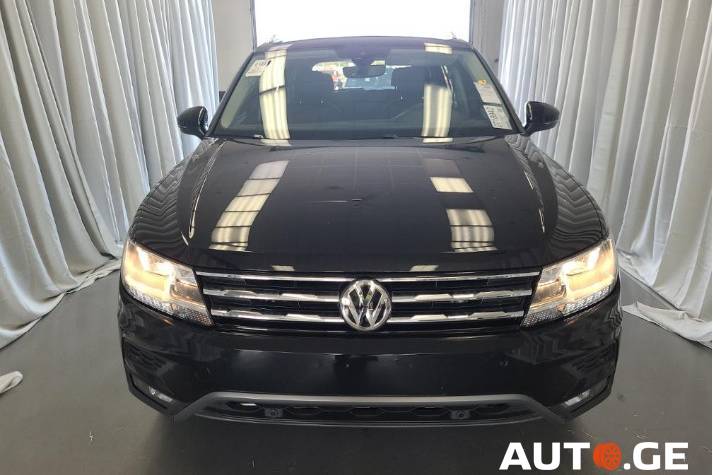 Volkswagen Tiguan 2021 — photo 2