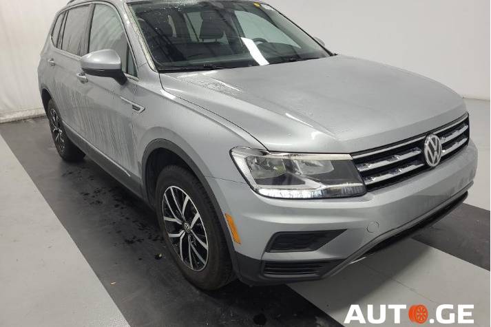 Volkswagen Tiguan 2021 — photo 2
