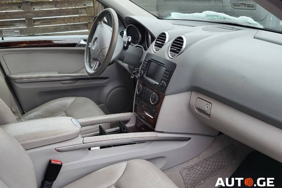 Mercedes-Benz Ml-350S 2006 — photo 2