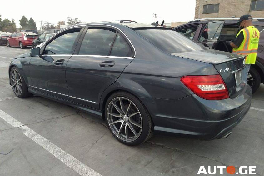 Mercedes-Benz C-250C 2013 — photo 2