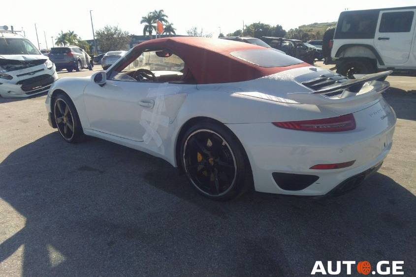 Porsche 911 2016 — photo 2