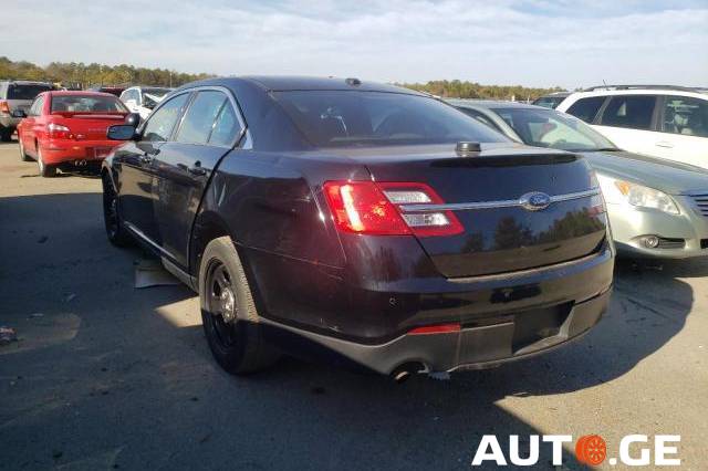 Ford Taurus 2018 — photo 2