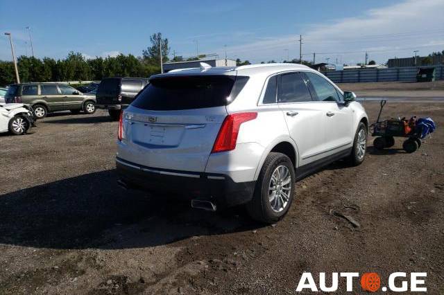 Cadillac XTS 2017 — photo 2