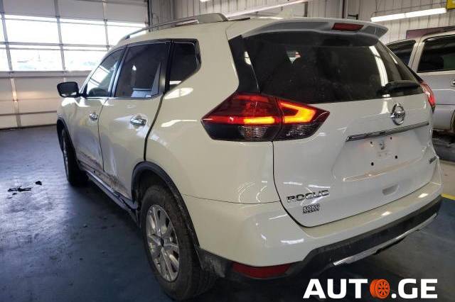Nissan Rogue 2017 — photo 2