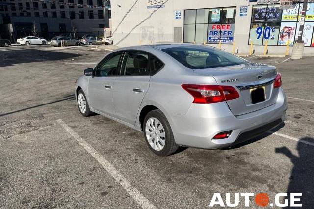Nissan Sentra 2019 — photo 2