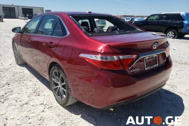 Toyota Camry 2017 — photo 2