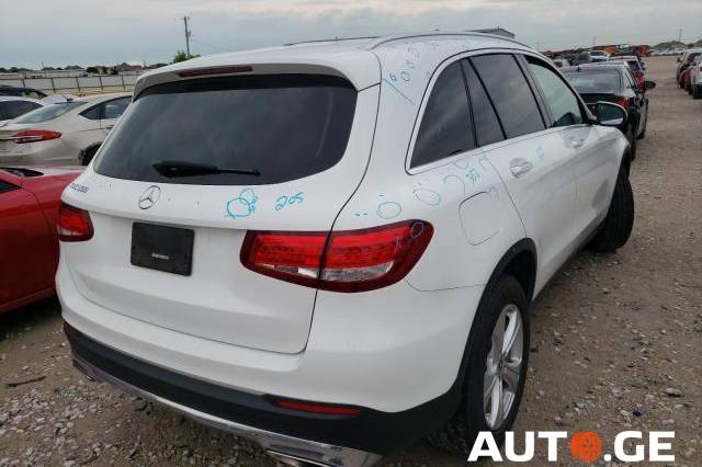 Mercedes-Benz 300-Glc 2017 — photo 2