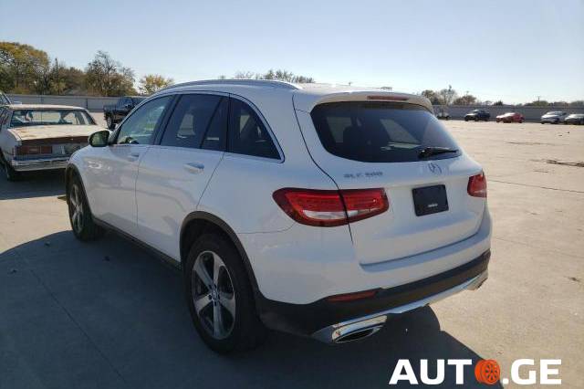 Mercedes-Benz 300-Glc 2017 — photo 2