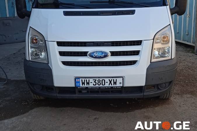 Ford Transit 2009 — photo 2