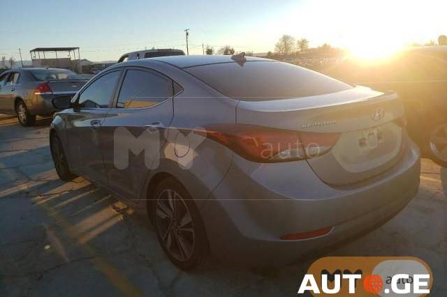 Hyundai Elantra 2015 — photo 2