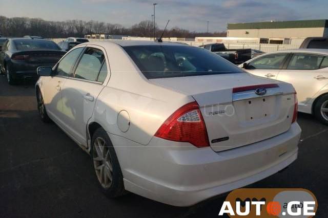 Ford Fusion 2012 — photo 2