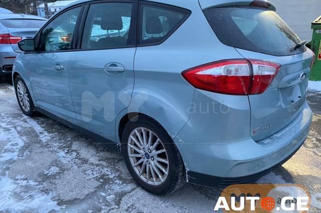 Ford C-Max 2013 — photo 2