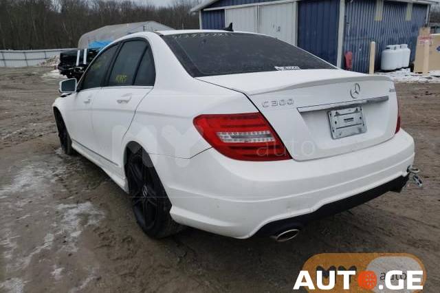 Mercedes-Benz C-200M 2013 — photo 2