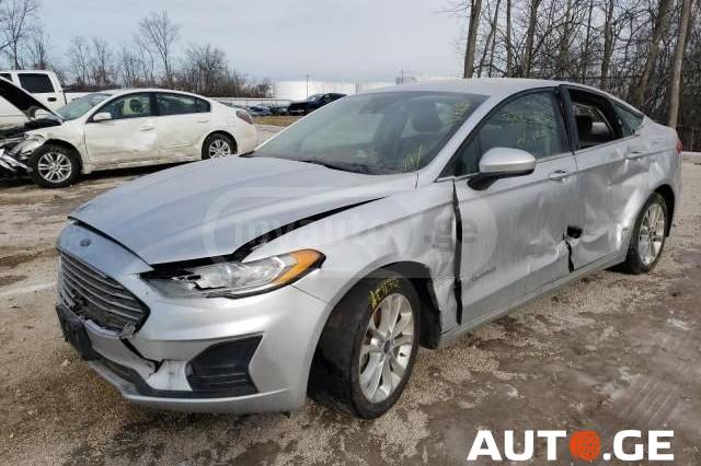 Ford Fusion 2019 — photo 2