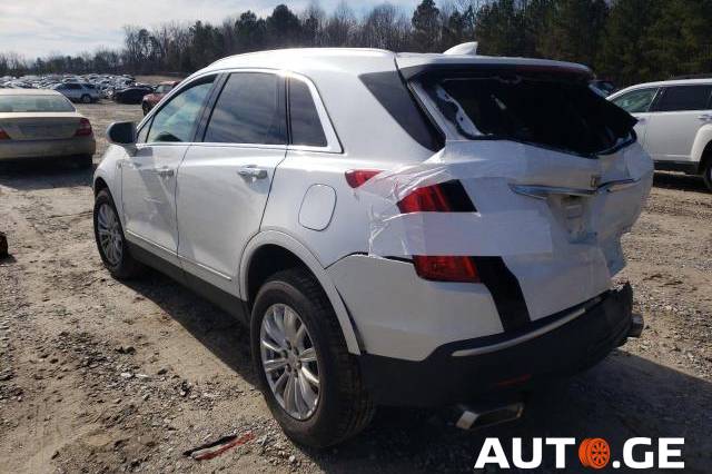 Cadillac XTS 2018 — photo 2