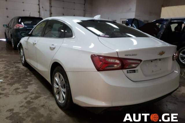 Chevrolet Malibu 2019 — photo 2