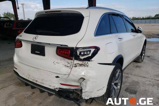 Mercedes-Benz 300-Glc 2020 — photo 2