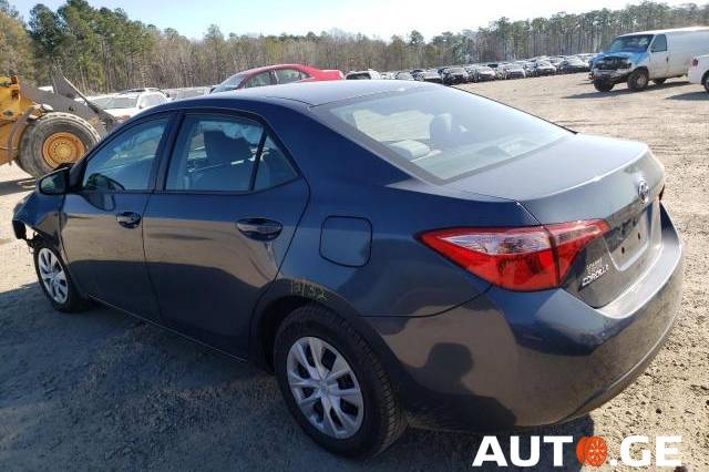 Toyota Corolla 2017 — photo 2
