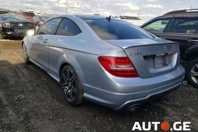 Mercedes-Benz C-250C 2013 — photo 2