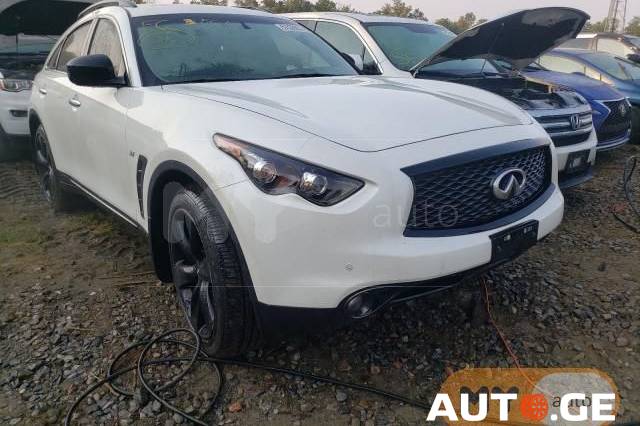 Infiniti QX70
