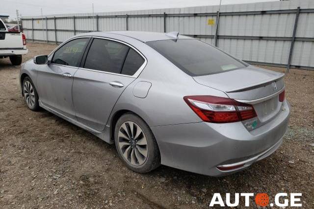 Honda Accord 2017 — photo 2