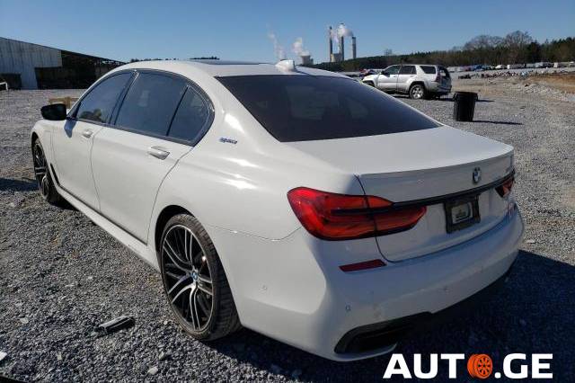 BMW 740 2018 — photo 2