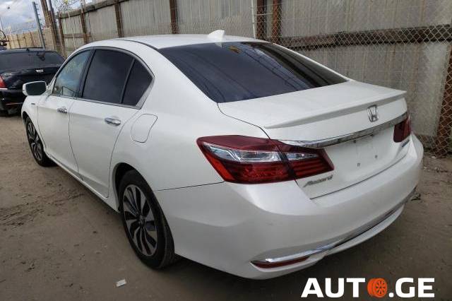 Honda Accord 2017 — photo 2