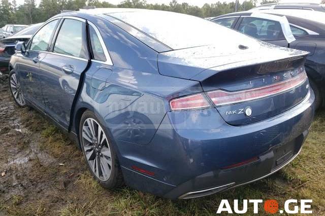 Lincoln MKZ 2019 — photo 2