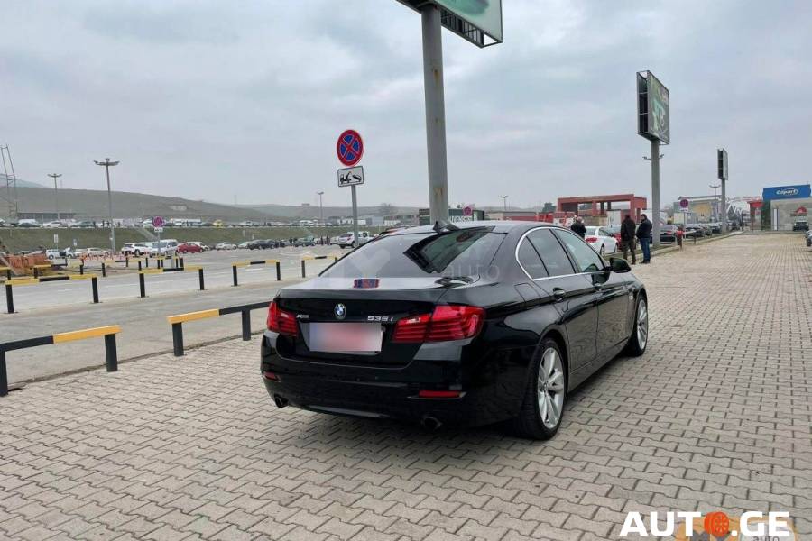 BMW 535 2014 — photo 2